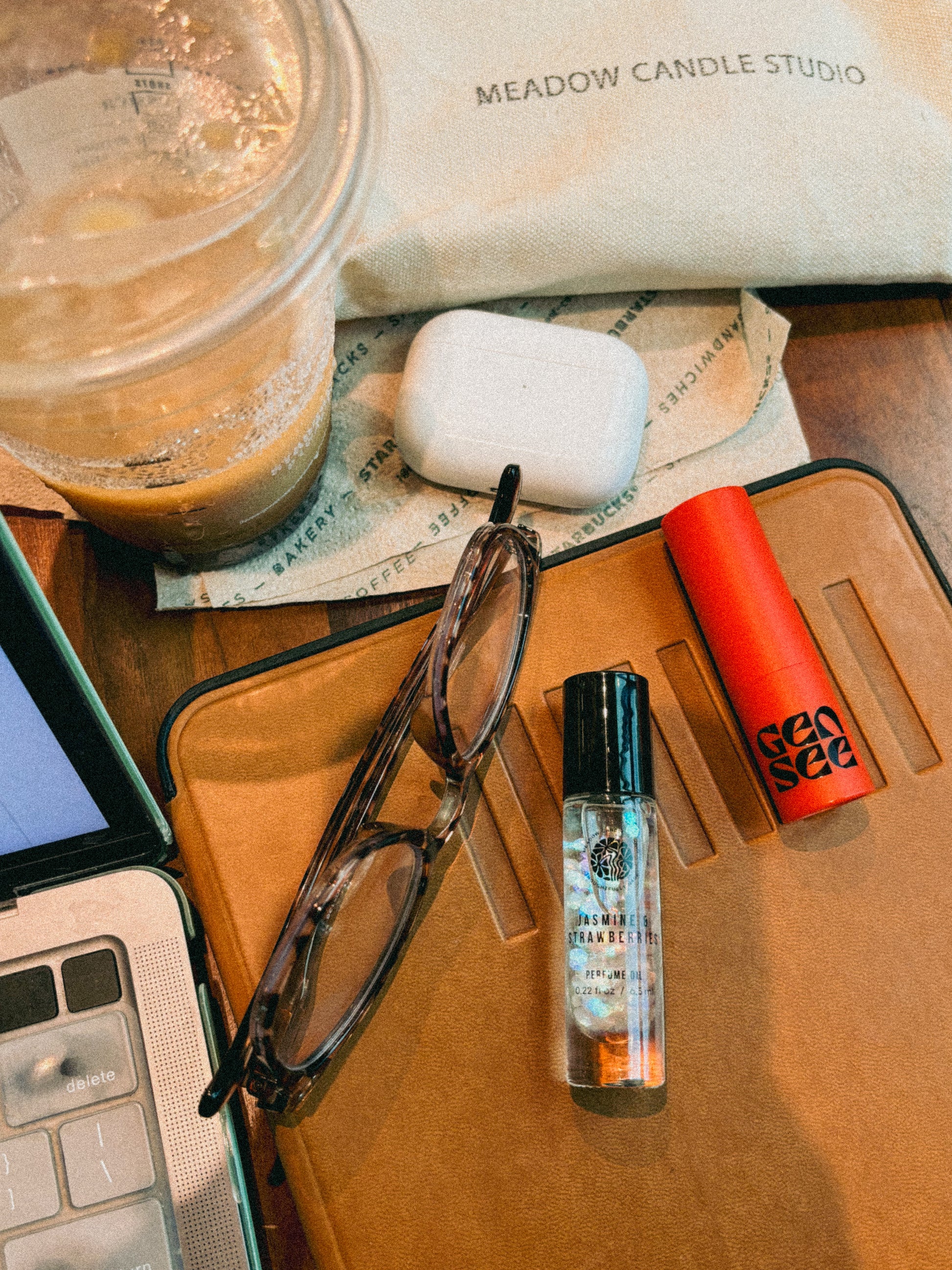 perfume oil roller